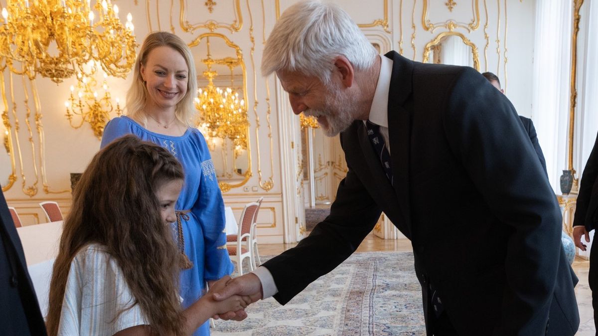„Odsuzuji šikanu“. Pavel se setkal s ukrajinskou dívkou, které české děti plivly do tváře
